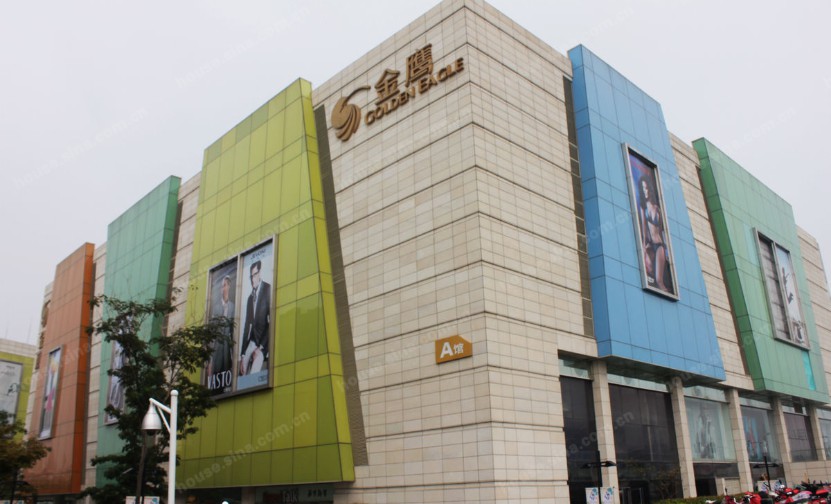 息烽金鹰奥莱城
